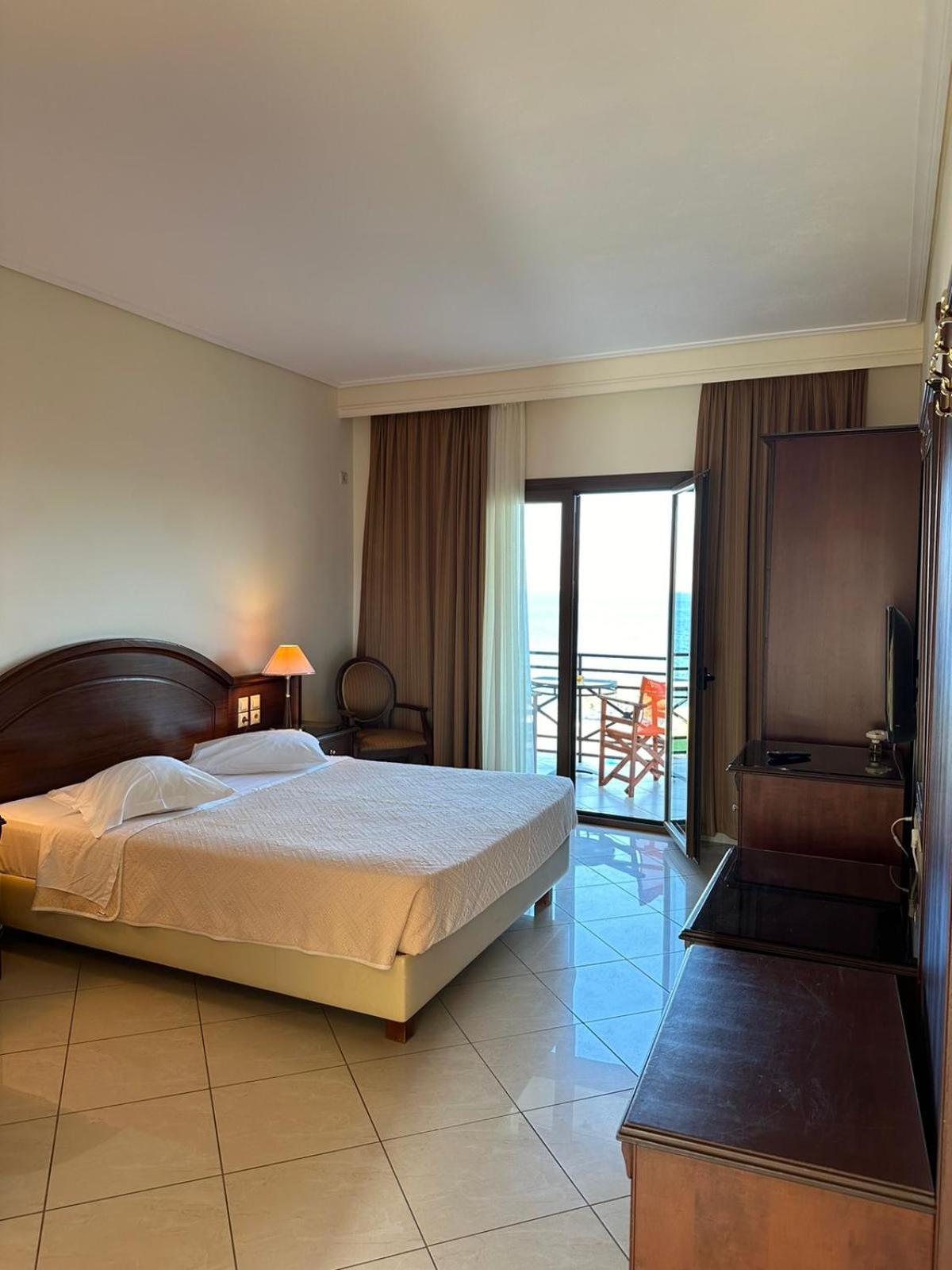 Europa Beach Hotel Galaxídhion Kültér fotó